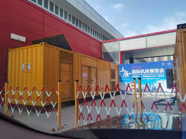 台江发电车出租-发电机无电压或电压太低怎么办？